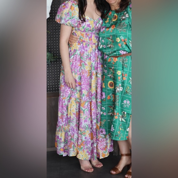 ASTR the Label FLORENTINA SWEETHEART NECKLINE MIDI DRESS. - Picture 3 of 3